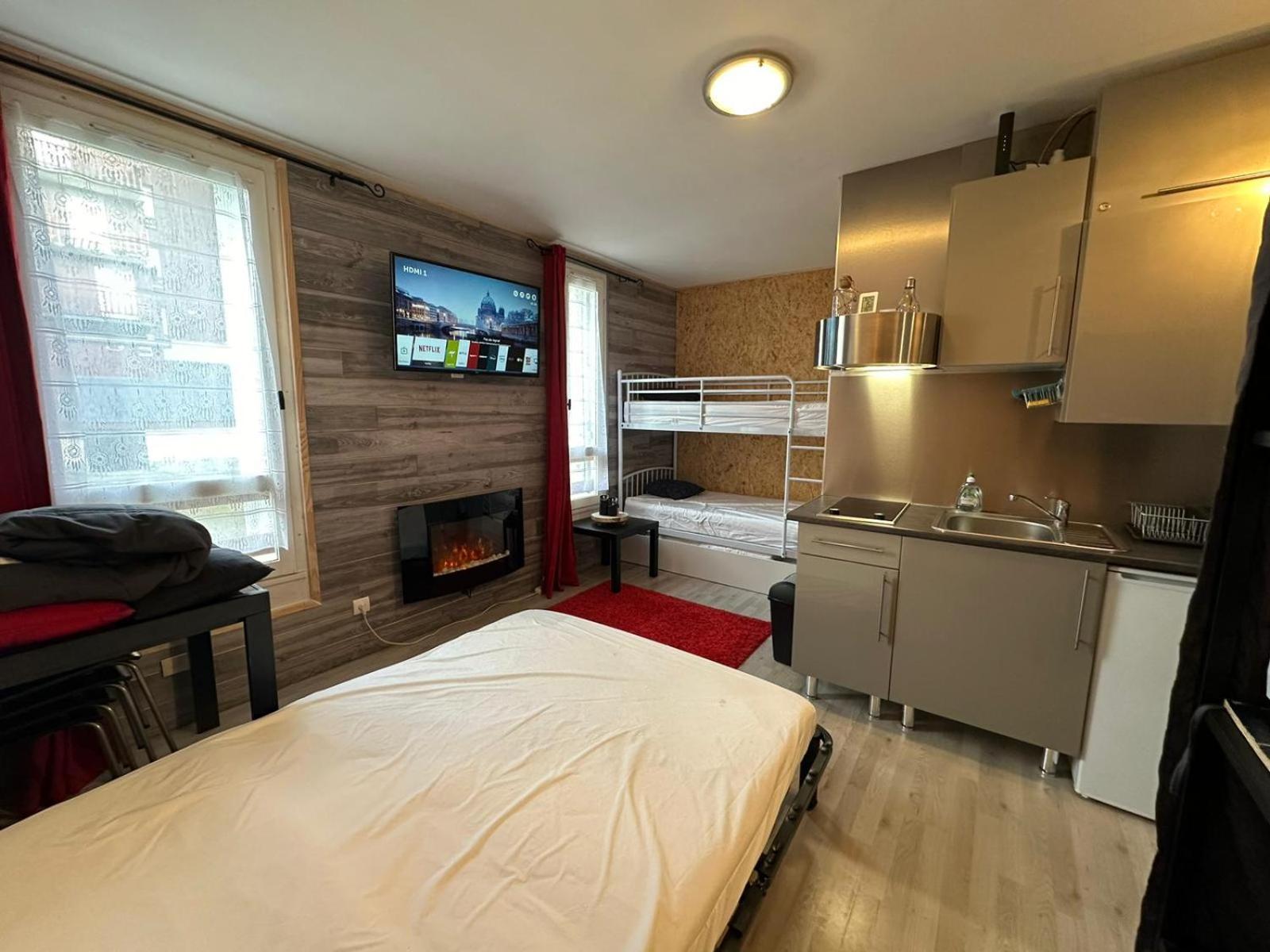Le Chaleureux Cocon Rouge Apartment Ustou Luaran gambar