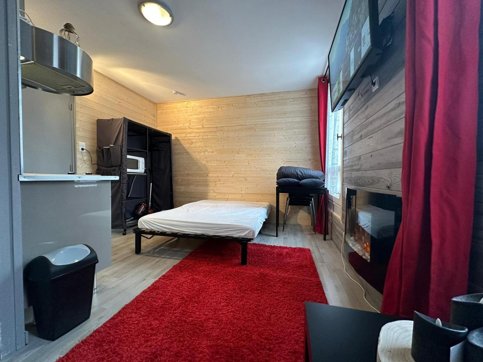 Le Chaleureux Cocon Rouge Apartment Ustou Luaran gambar