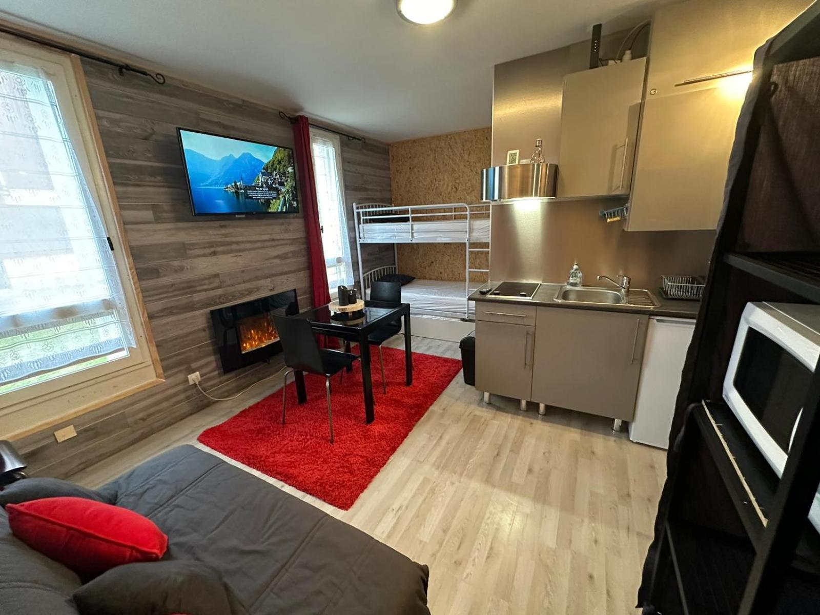 Le Chaleureux Cocon Rouge Apartment Ustou Luaran gambar