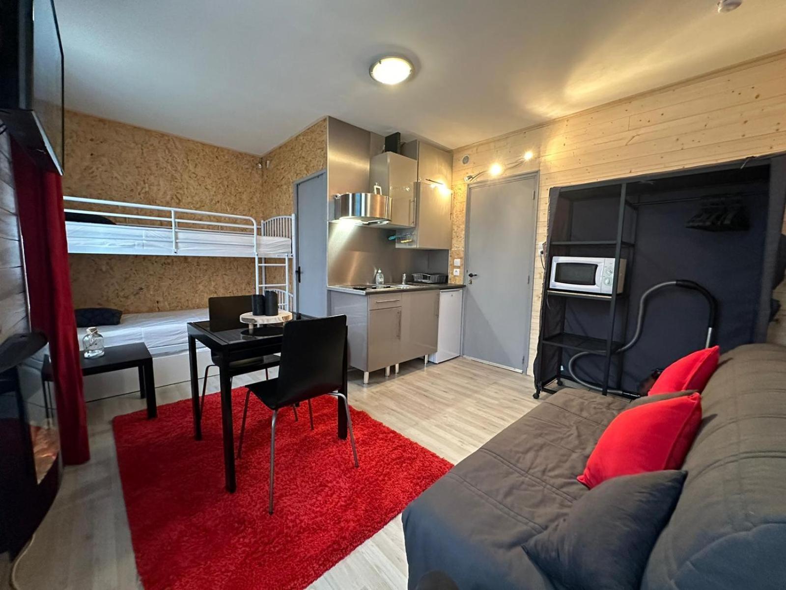 Le Chaleureux Cocon Rouge Apartment Ustou Luaran gambar