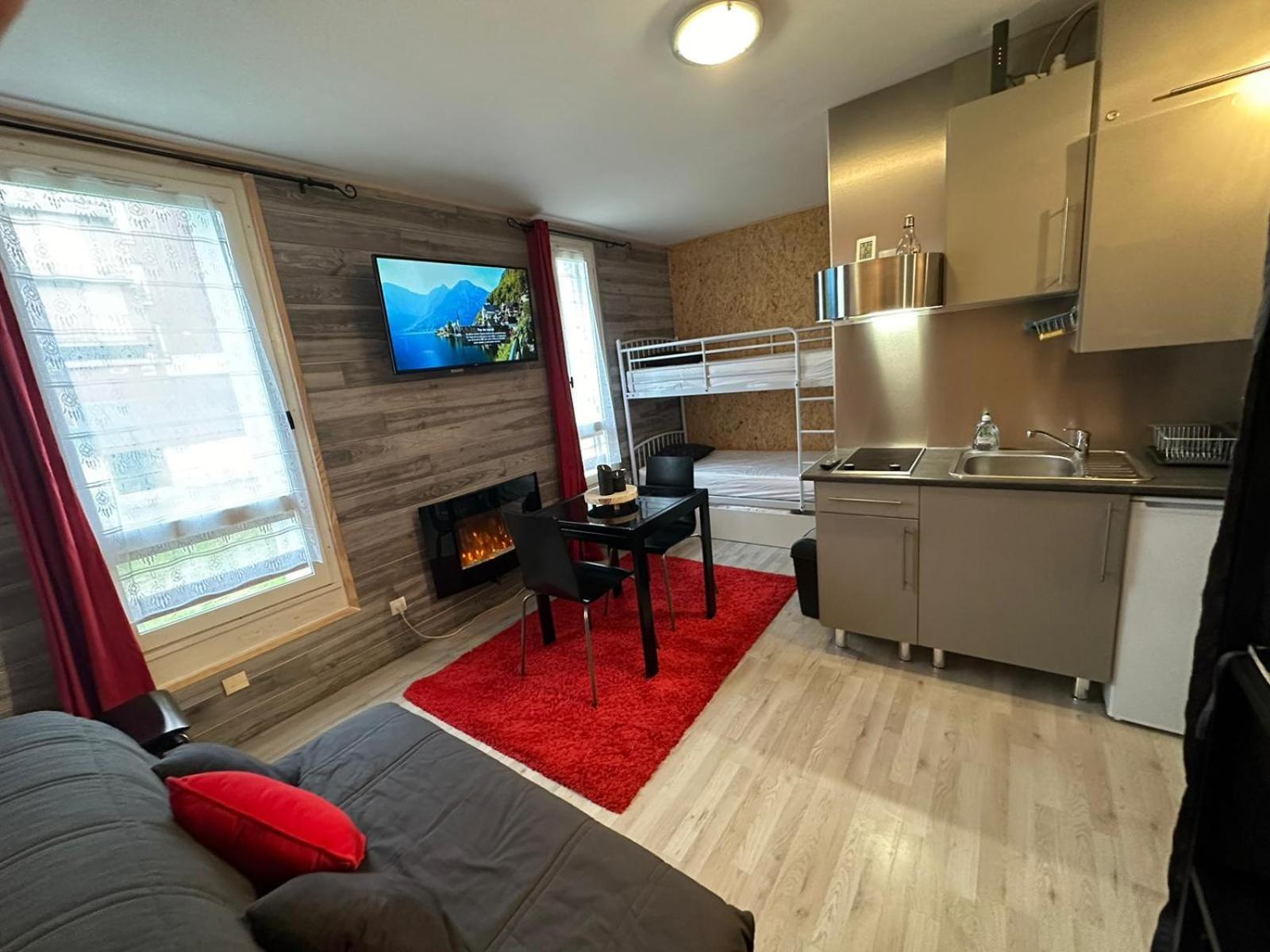 Le Chaleureux Cocon Rouge Apartment Ustou Luaran gambar